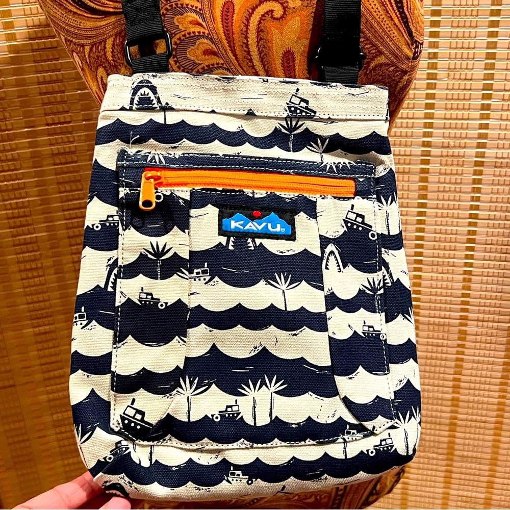 KAVU Keepalong Rope Crossbody Bag